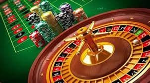Mobile slots feature cards showing privacy and session limits for adults